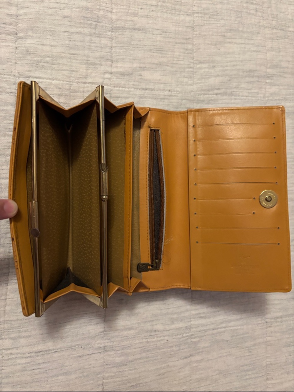 Louis Vuitton Brown and Tan Monogram Long Wallet - Picture 5 of 14